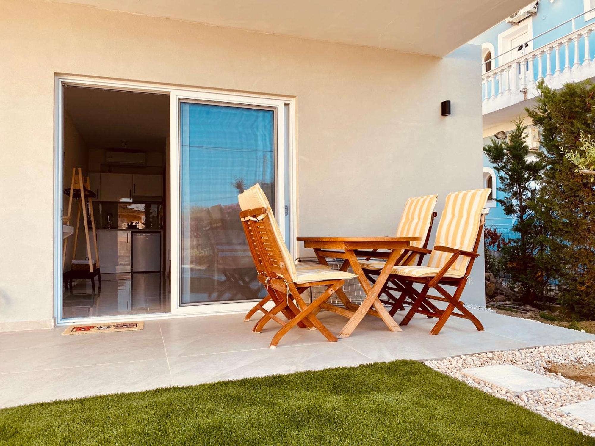 Nikludin Suites & Studios Laganás Eksteriør bilde