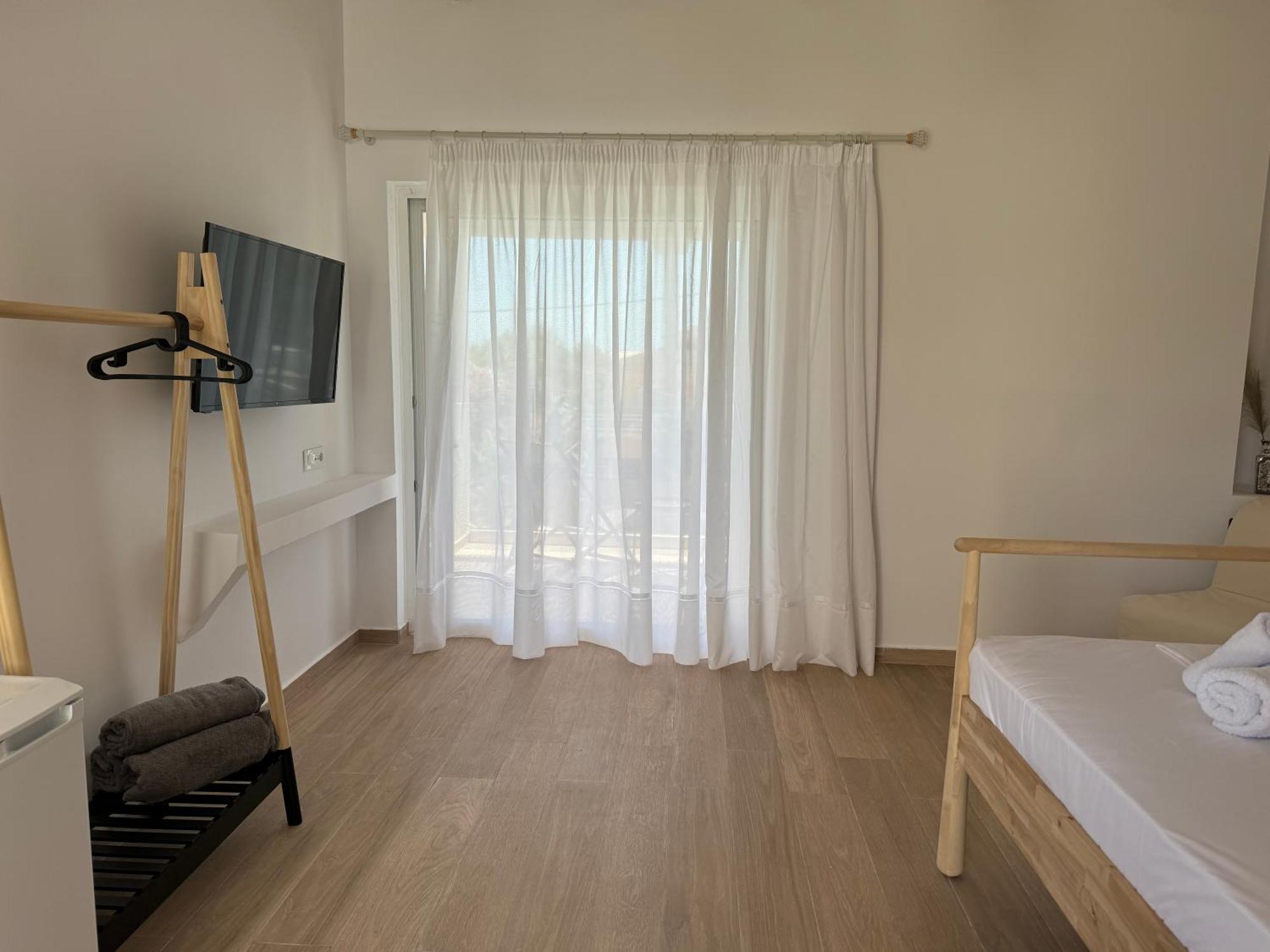 Nikludin Suites & Studios Laganás Eksteriør bilde